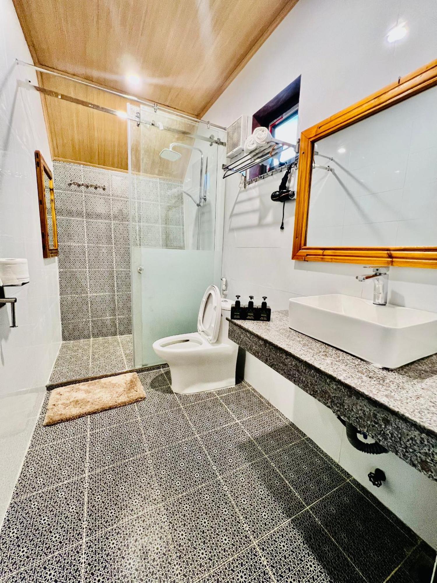 Tropical Valley Homestay - Villas ฟ็องญา ภายนอก รูปภาพ