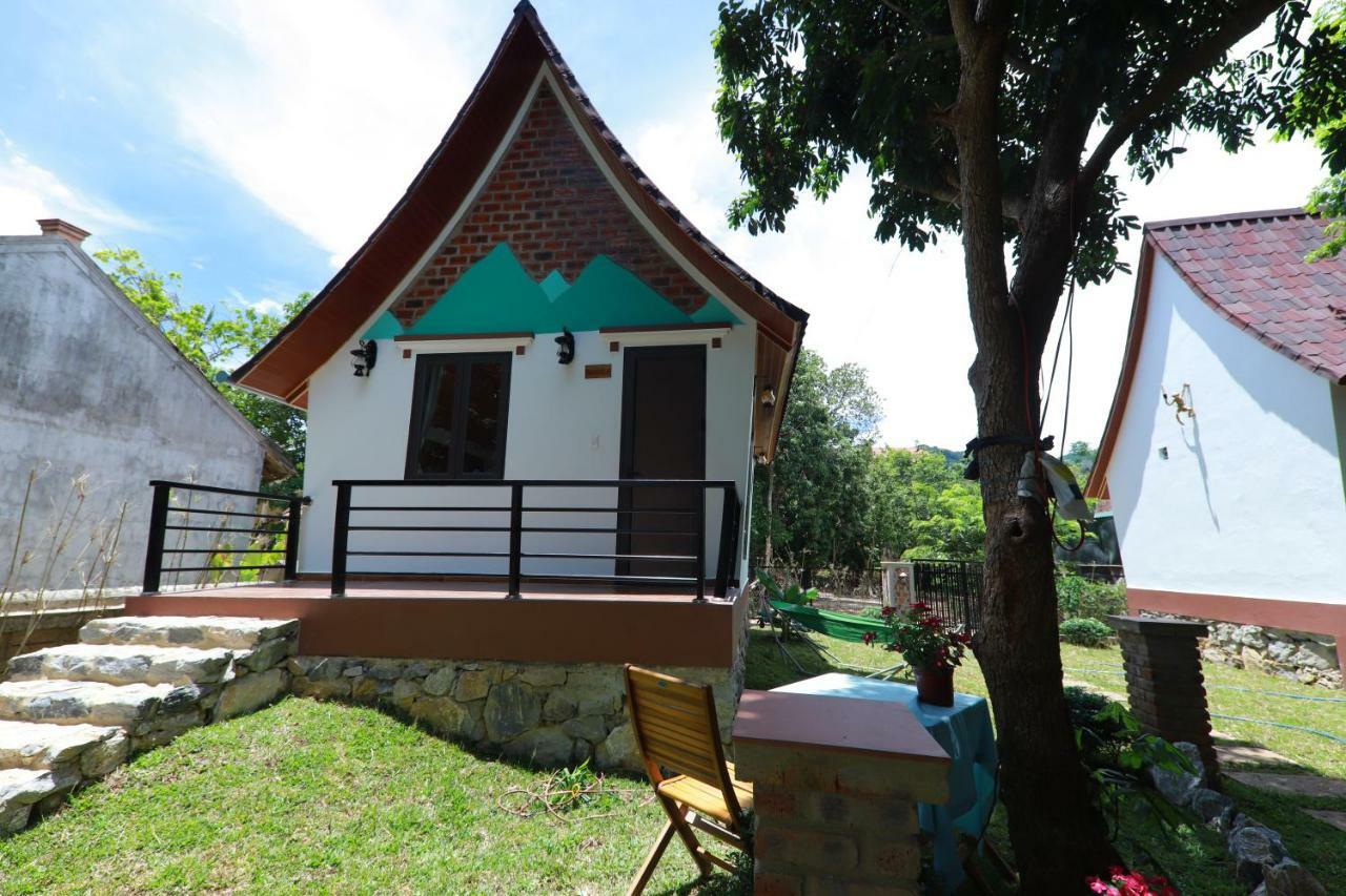 Tropical Valley Homestay - Villas ฟ็องญา ภายนอก รูปภาพ