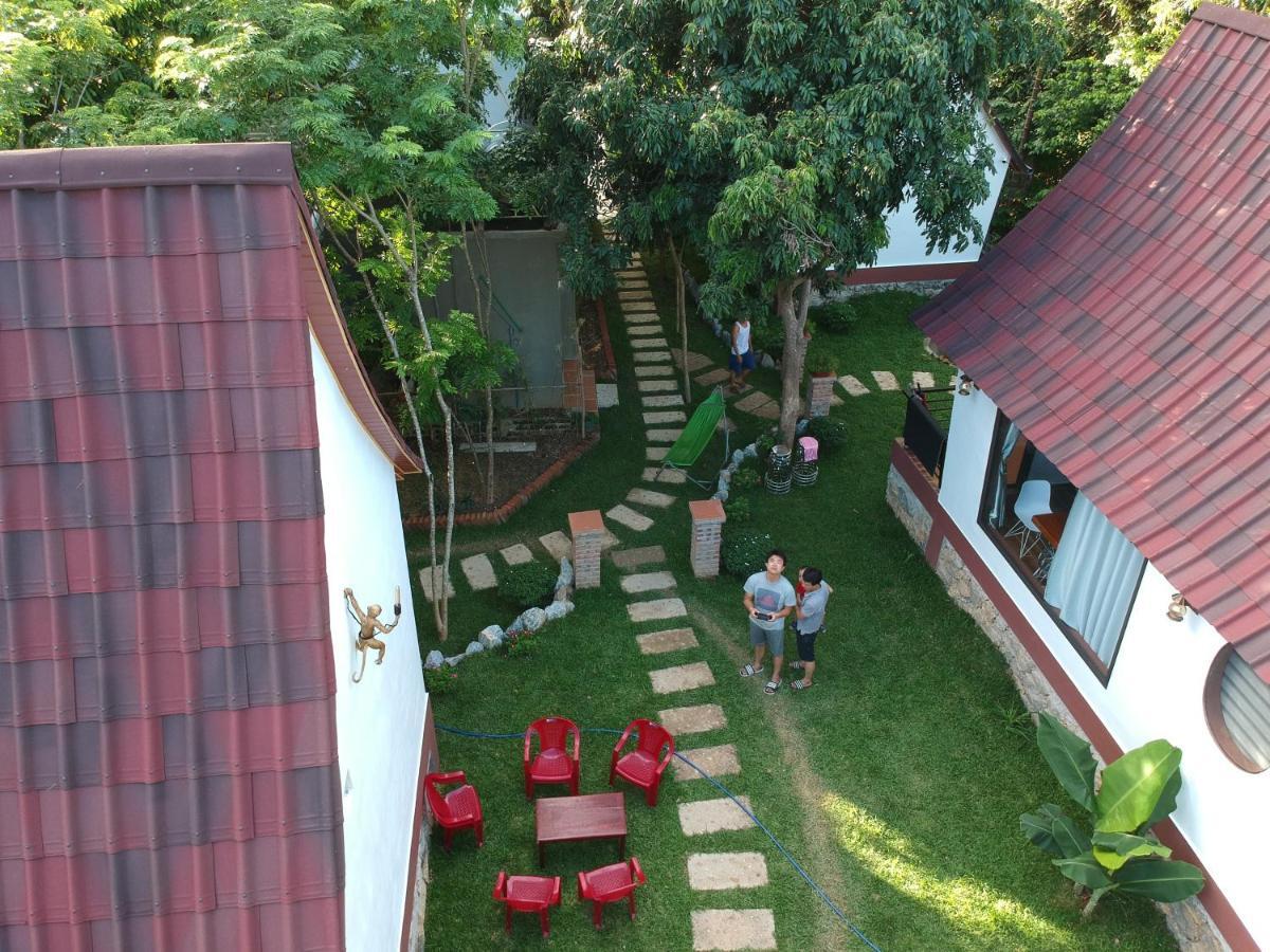 Tropical Valley Homestay - Villas ฟ็องญา ภายนอก รูปภาพ